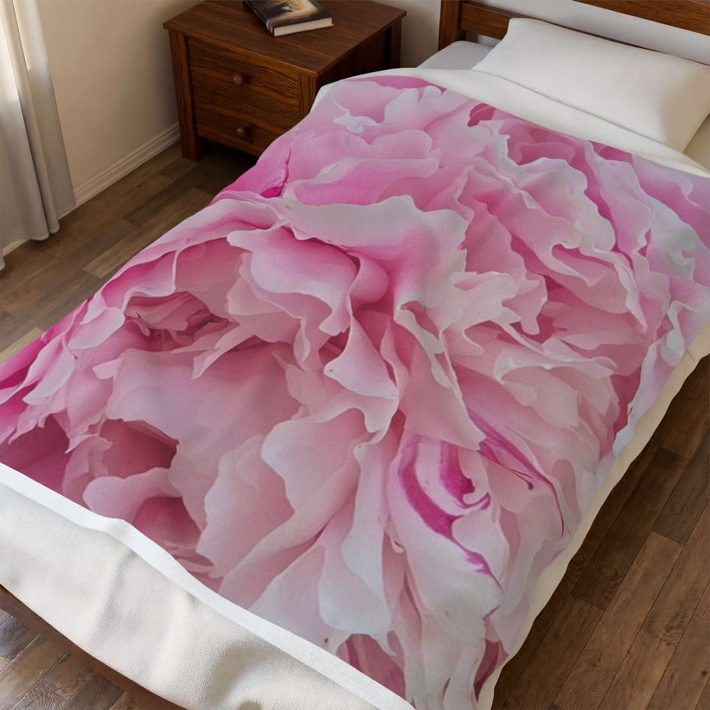 Pink Peony Floral Velveteen Plush Blanket